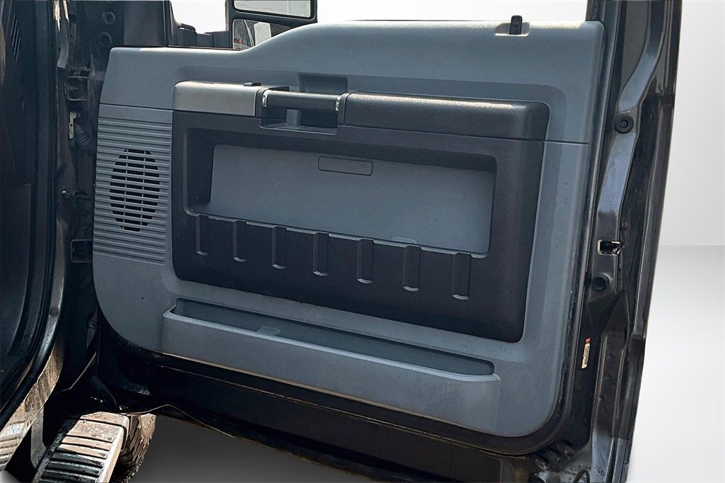 Used 2015 Ford F350 XLT w/ XTR Plus Package image 25