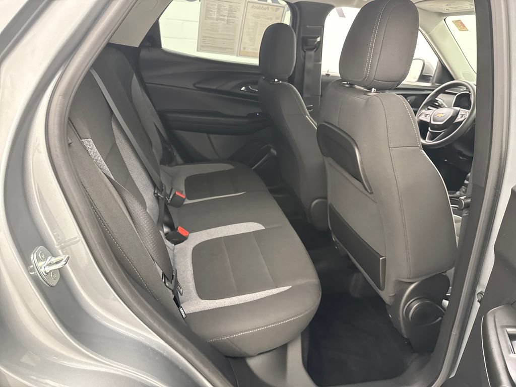Used 2023 Chevrolet TrailBlazer LT w/ Convenience Package AWD/4WD image 23