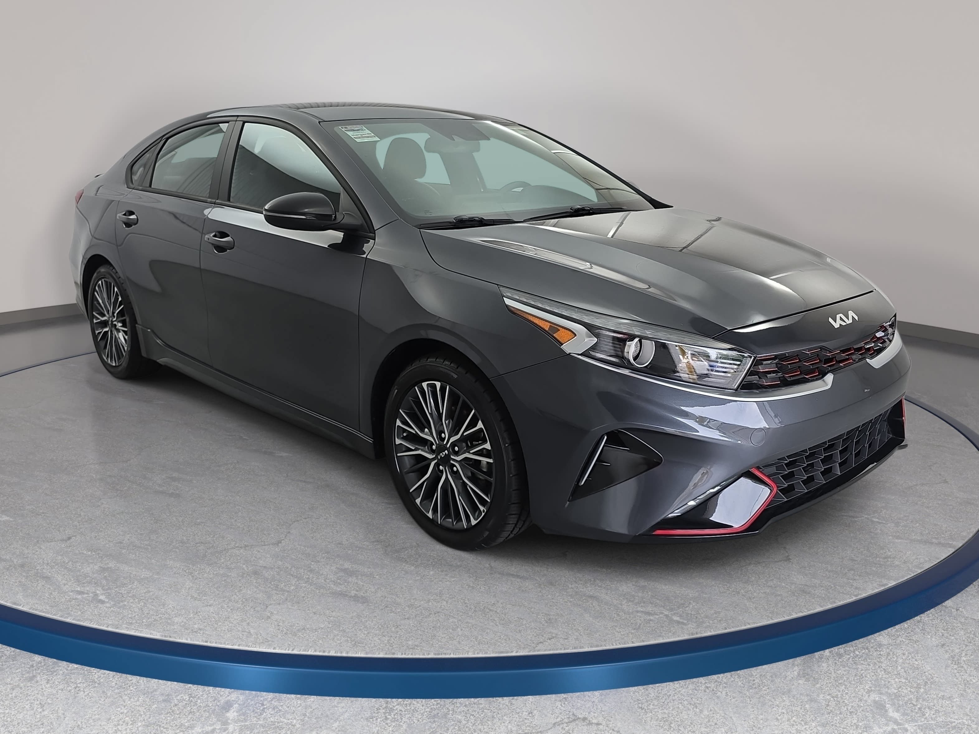 Used 2023 Kia Forte GT-Line FWD image 3