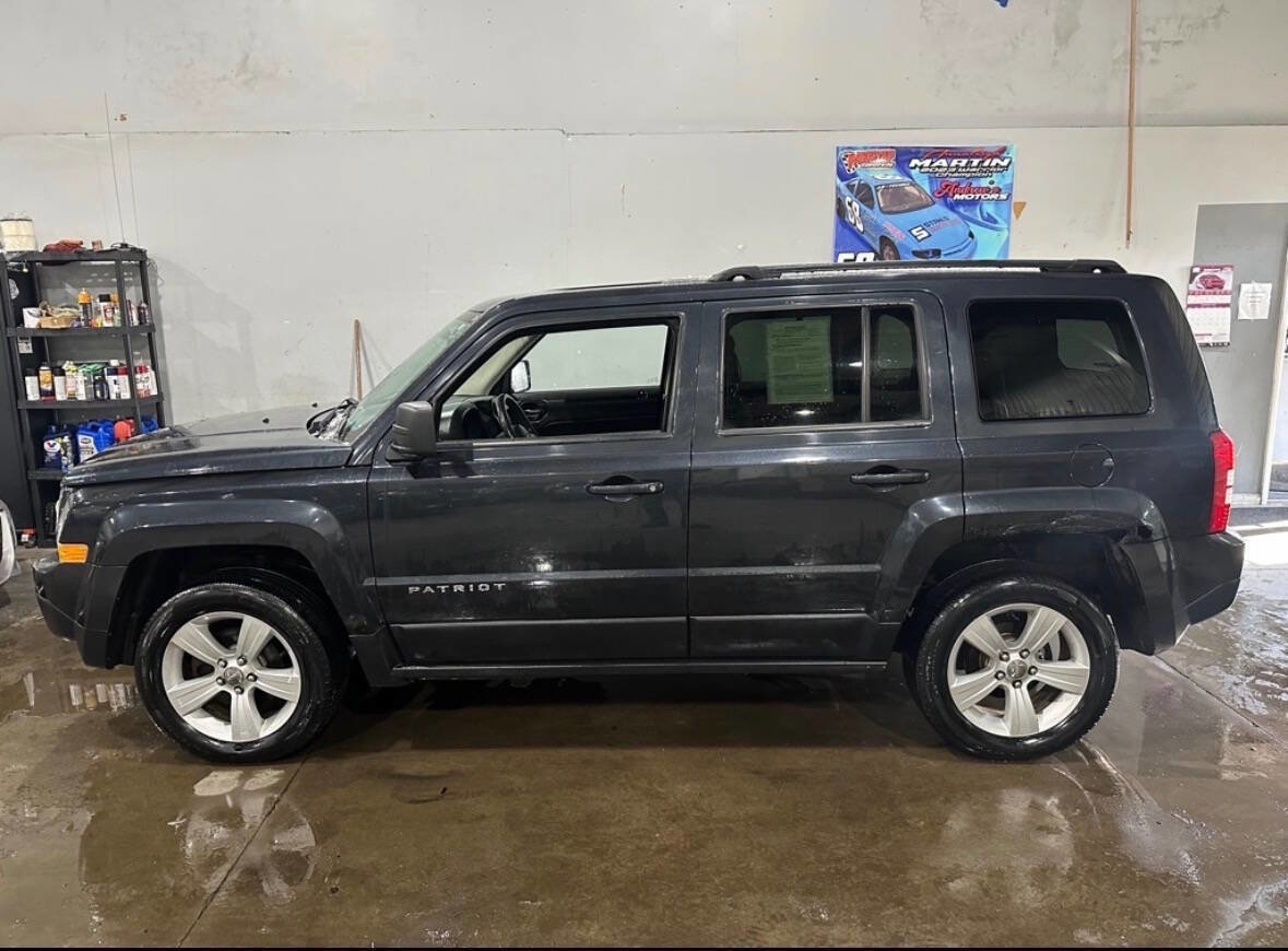 Used 2014 Jeep Patriot Latitude image 3