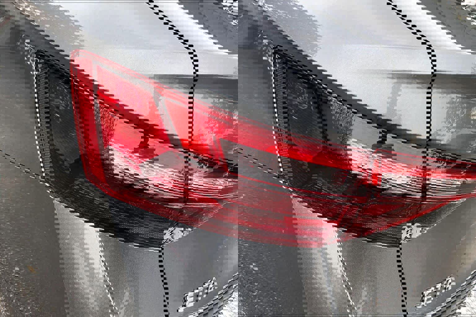 Certified 2023 Volkswagen Jetta SE image 29