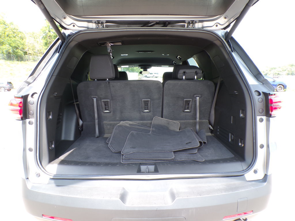 Used 2023 Chevrolet Traverse LT AWD/4WD image 18