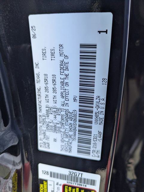 Used 2025 Toyota Sequoia TRD Pro image 40