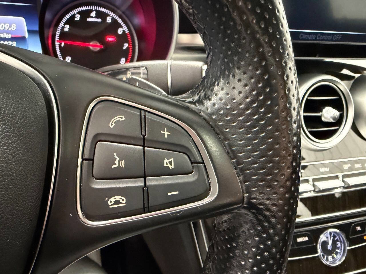 Used 2016 Mercedes-Benz C 300 4MATIC Sedan image 29