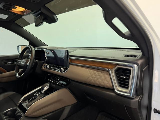 Used 2023 GMC Canyon Denali image 38