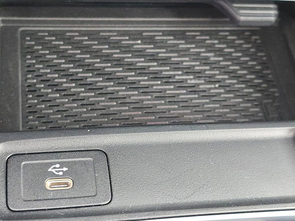 Used 2026 Mercedes-Benz GLA 250 4MATIC image 32