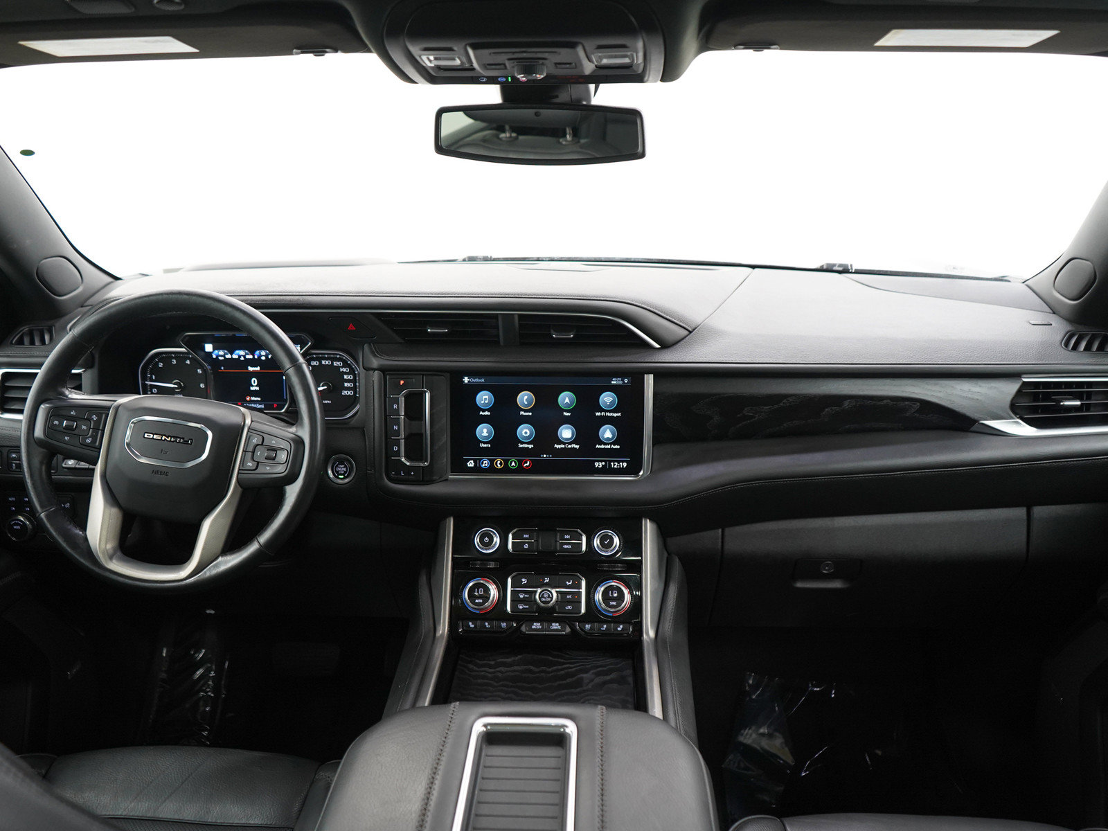 Used 2021 GMC Yukon XL Denali AWD/4WD image 15