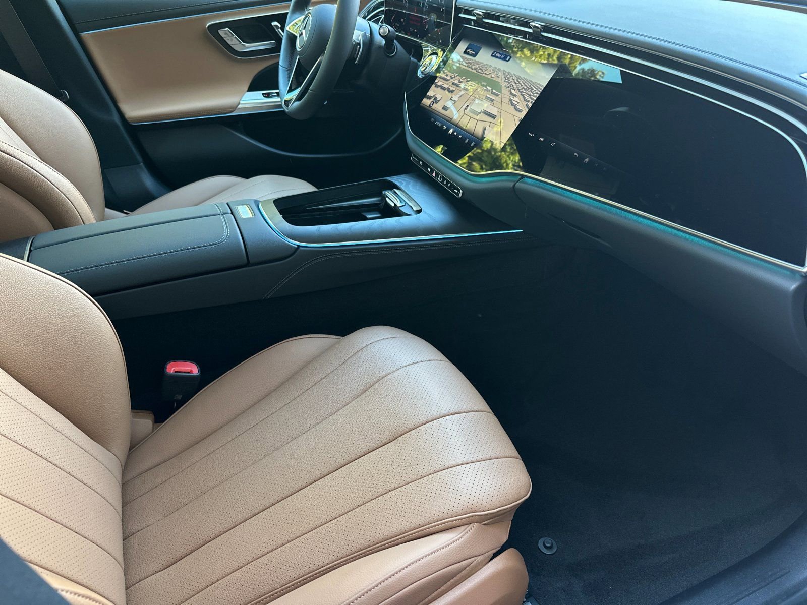 New 2026 Mercedes-Benz E 350 4MATIC Sedan image 15