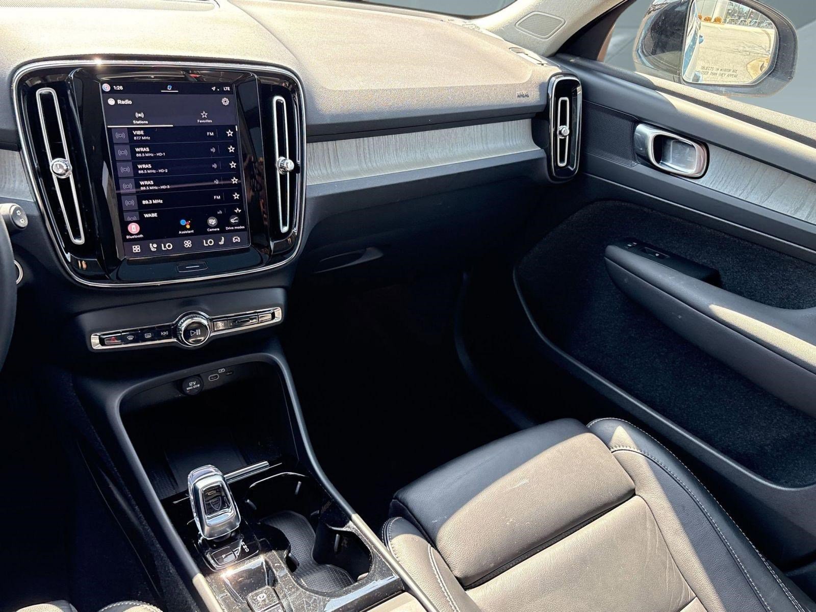 Certified 2023 Volvo XC40 B5 Plus w/ Driver Assist Package image 26