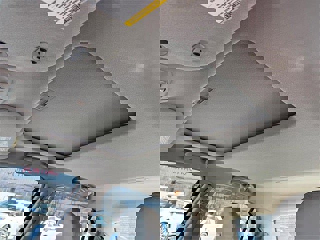 Used 2007 Lincoln Town Car Signature Limited image 16