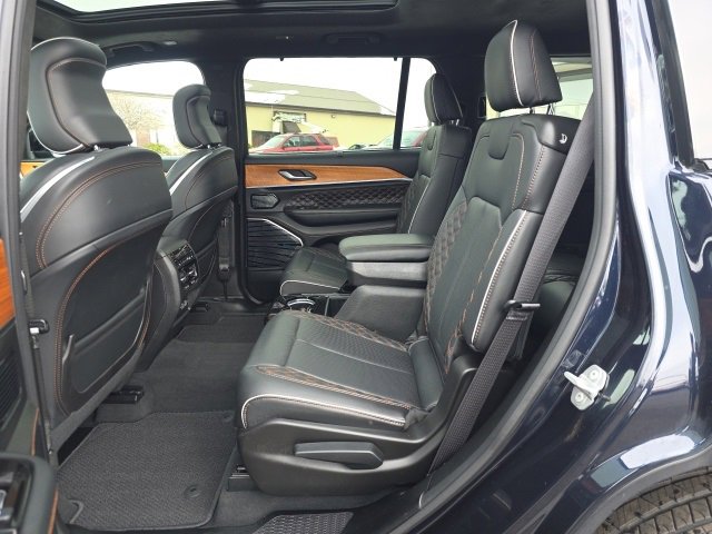 Used 2024 Jeep Grand Cherokee L Summit image 42