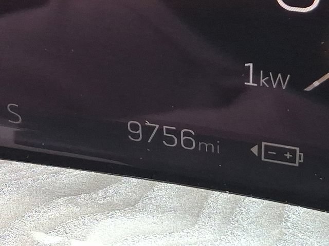 Certified 2025 Cadillac Escalade IQ Luxury 2 w/ LPO, Premium Carpet Package AWD/4WD image 20