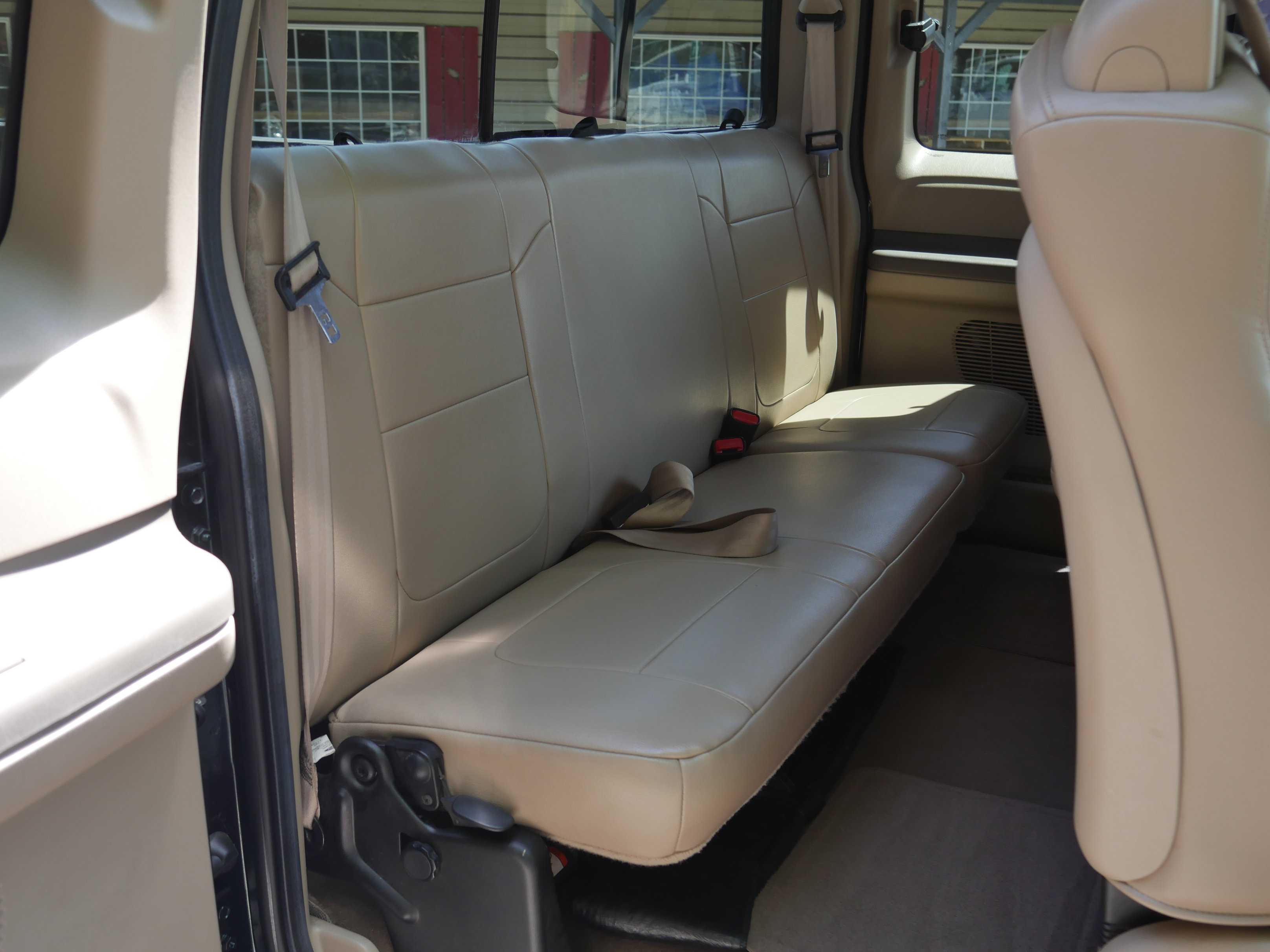 Used 2004 Ford F250 Lariat AWD/4WD image 31