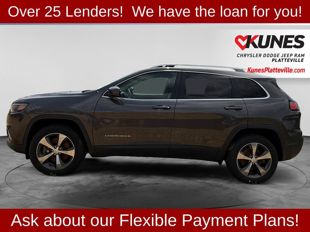 Used 2019 Jeep Cherokee Limited w/ Luxury Group AWD/4WD image 4