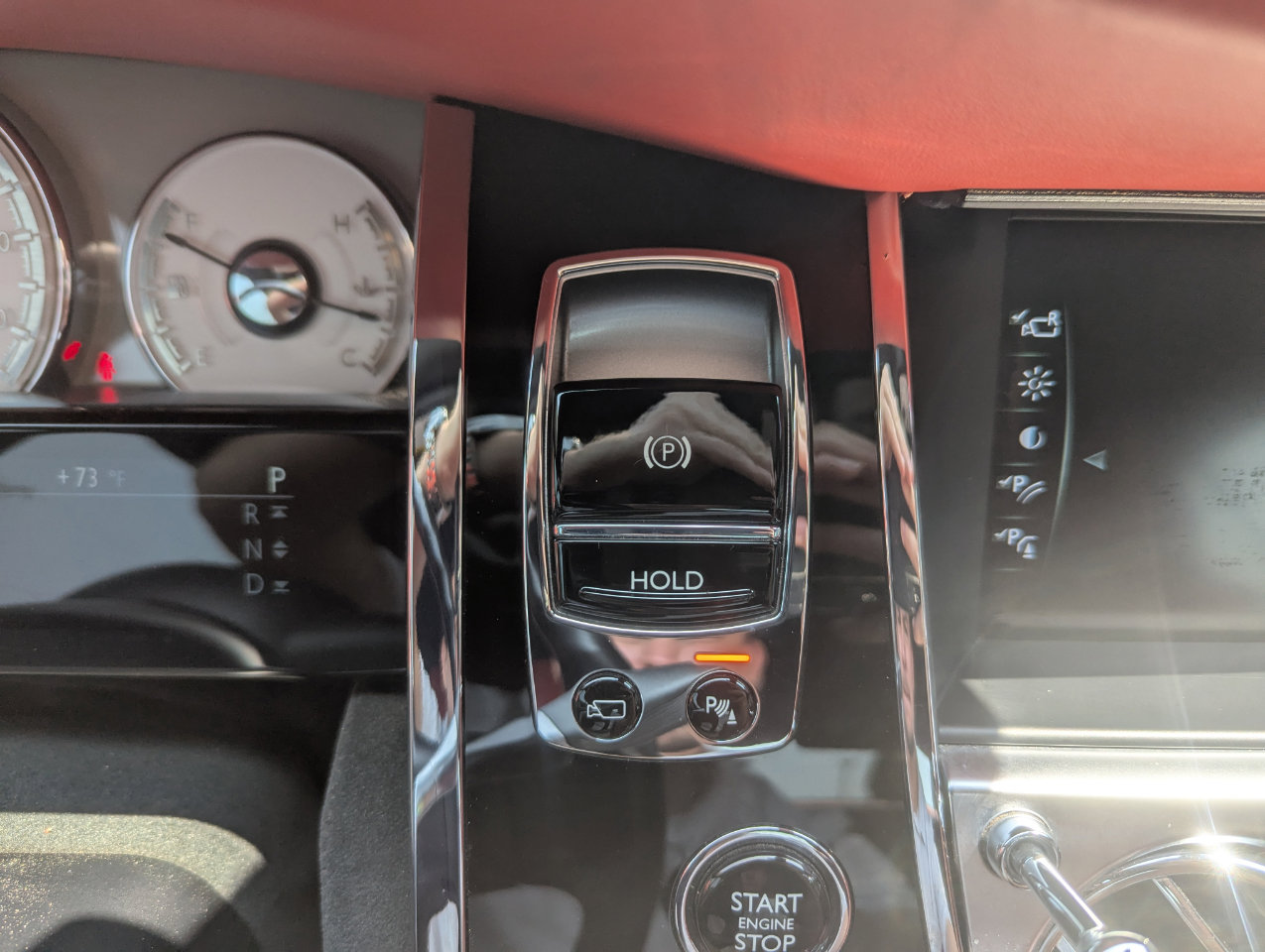 Used 2018 Rolls-Royce Dawn image 25