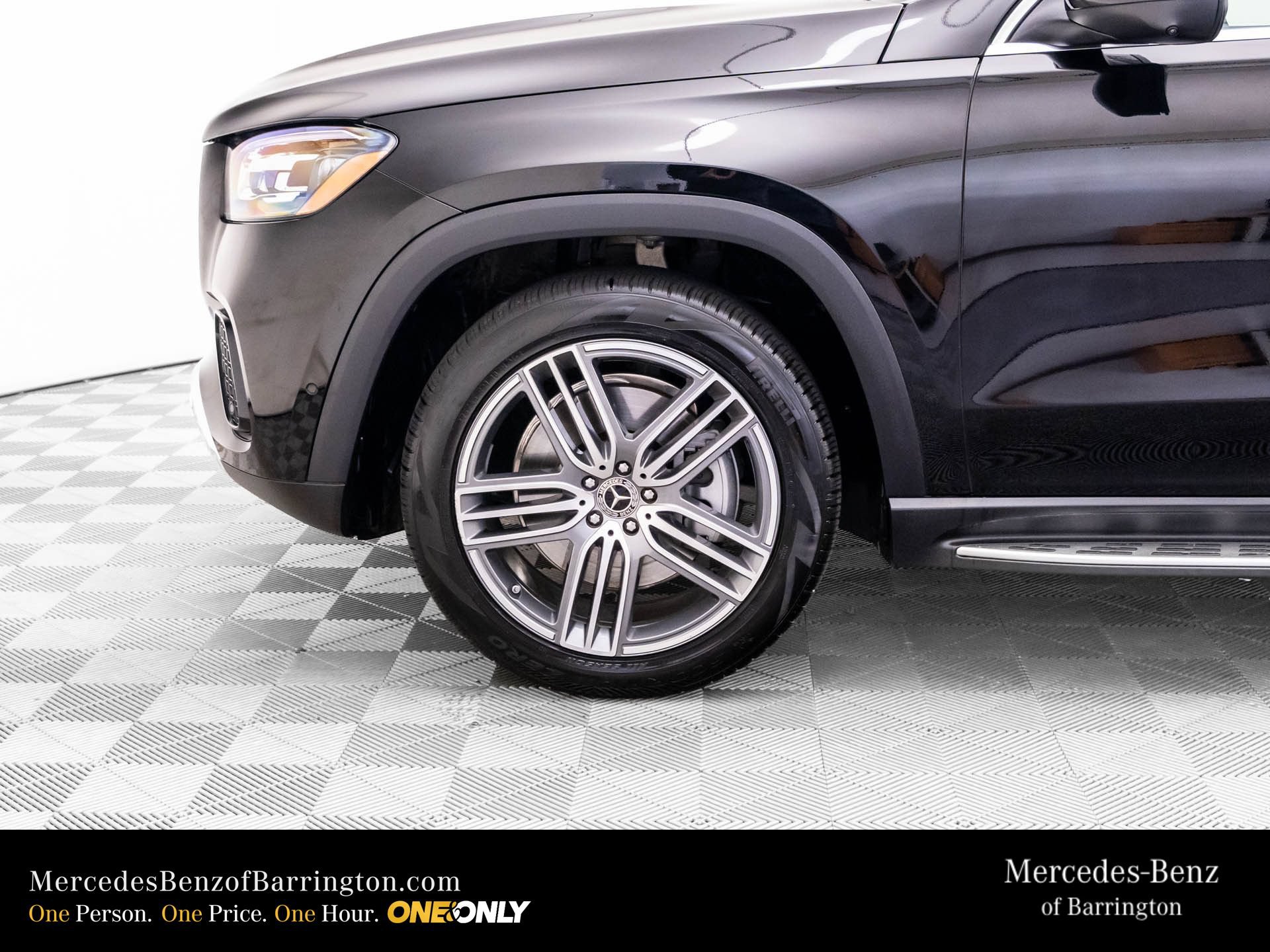New 2026 Mercedes-Benz GLS 450 4MATIC image 36