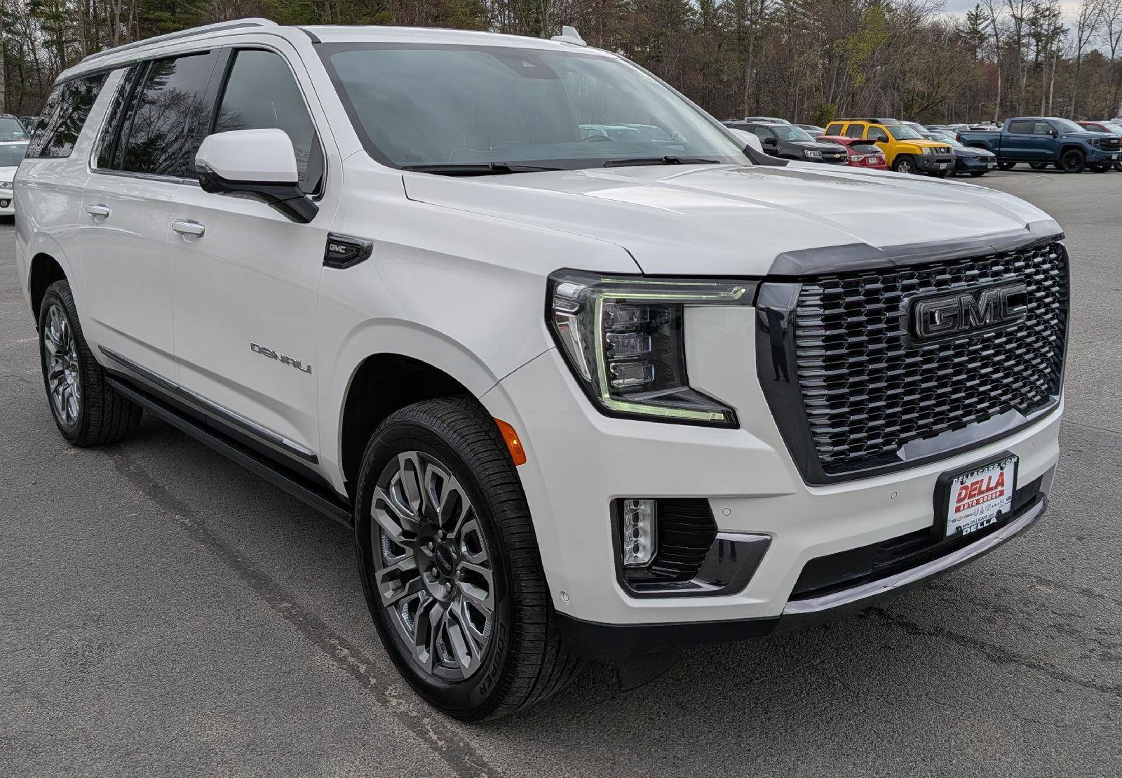 Certified 2023 GMC Yukon XL Denali Ultimate AWD/4WD image 4