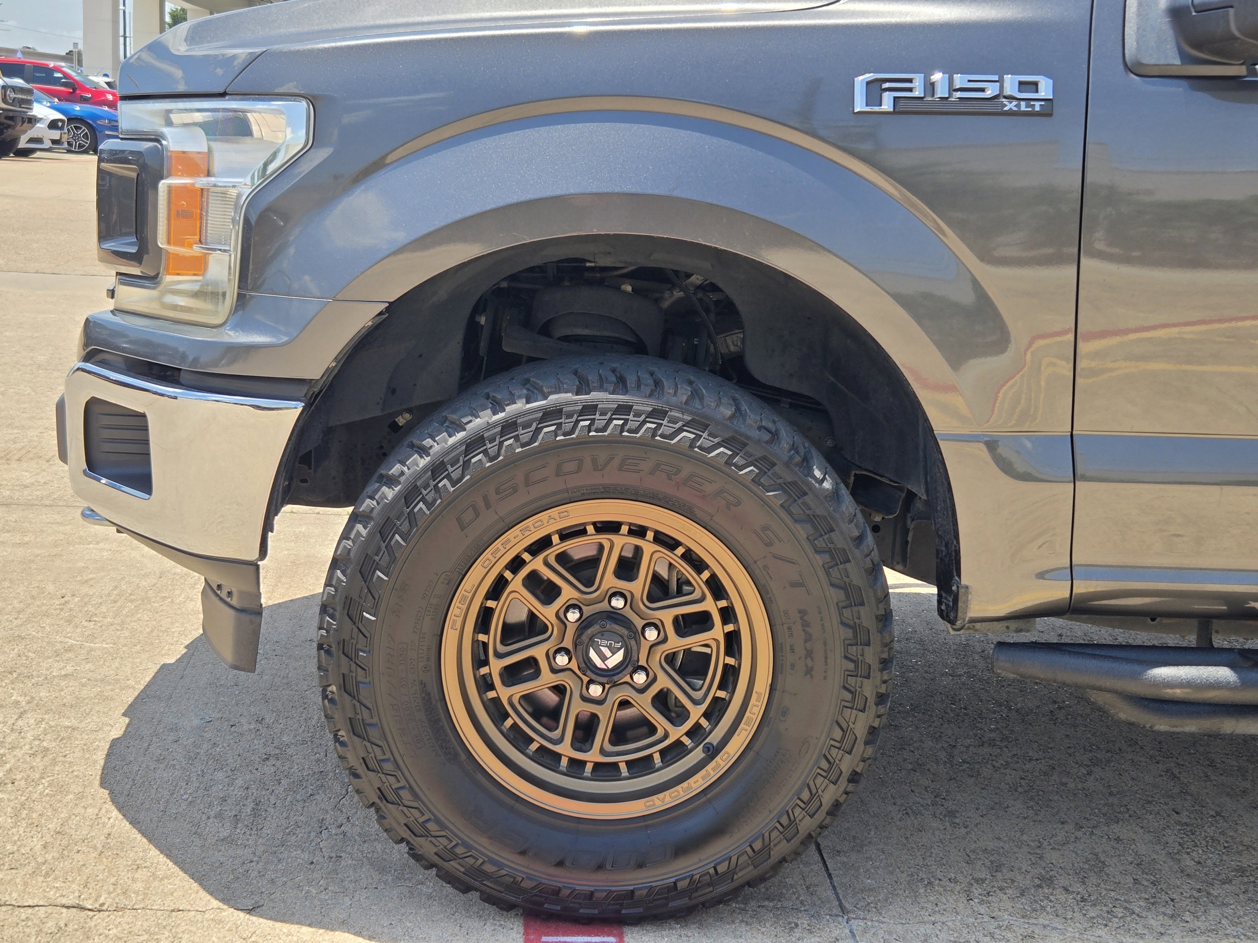 Used 2018 Ford F150 XLT w/ Equipment Group 302A Luxury AWD/4WD image 5