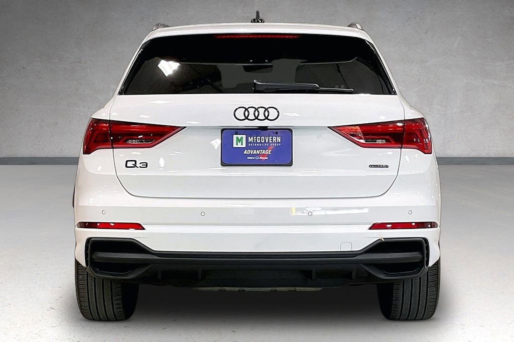 Used 2023 Audi Q3 2.0T Premium AWD/4WD image 5