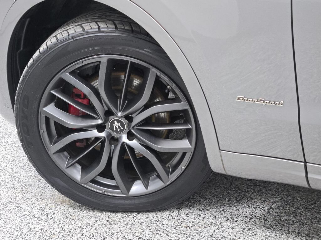 Used 2021 Maserati Levante GranSport AWD/4WD image 15