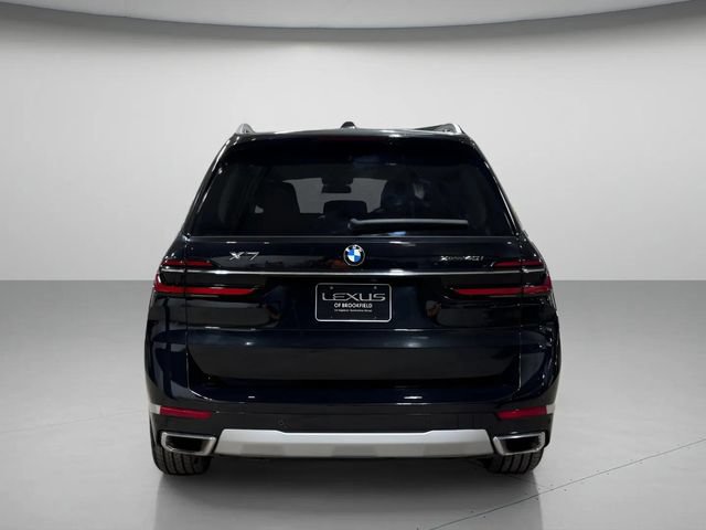 Used 2024 BMW X7 xDrive40i AWD/4WD image 5