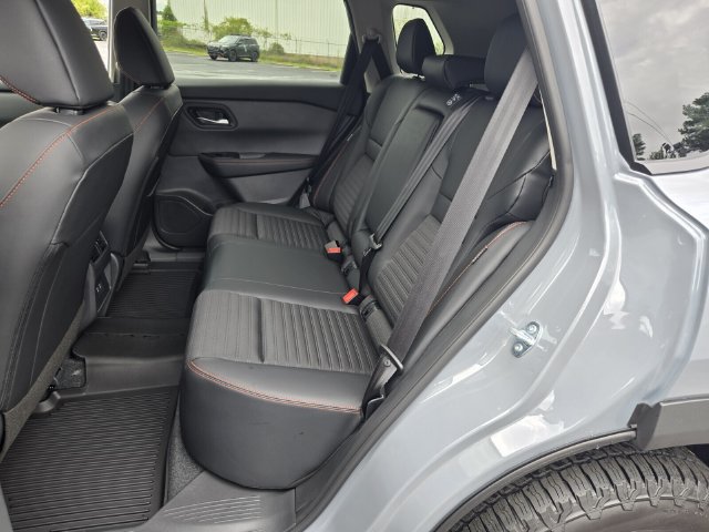 New 2026 Nissan Rogue SV AWD/4WD image 8