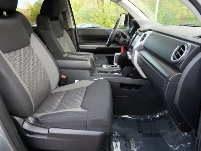 Used 2019 Toyota Tundra SR5 w/ SR5 Upgrade Package AWD/4WD image 14