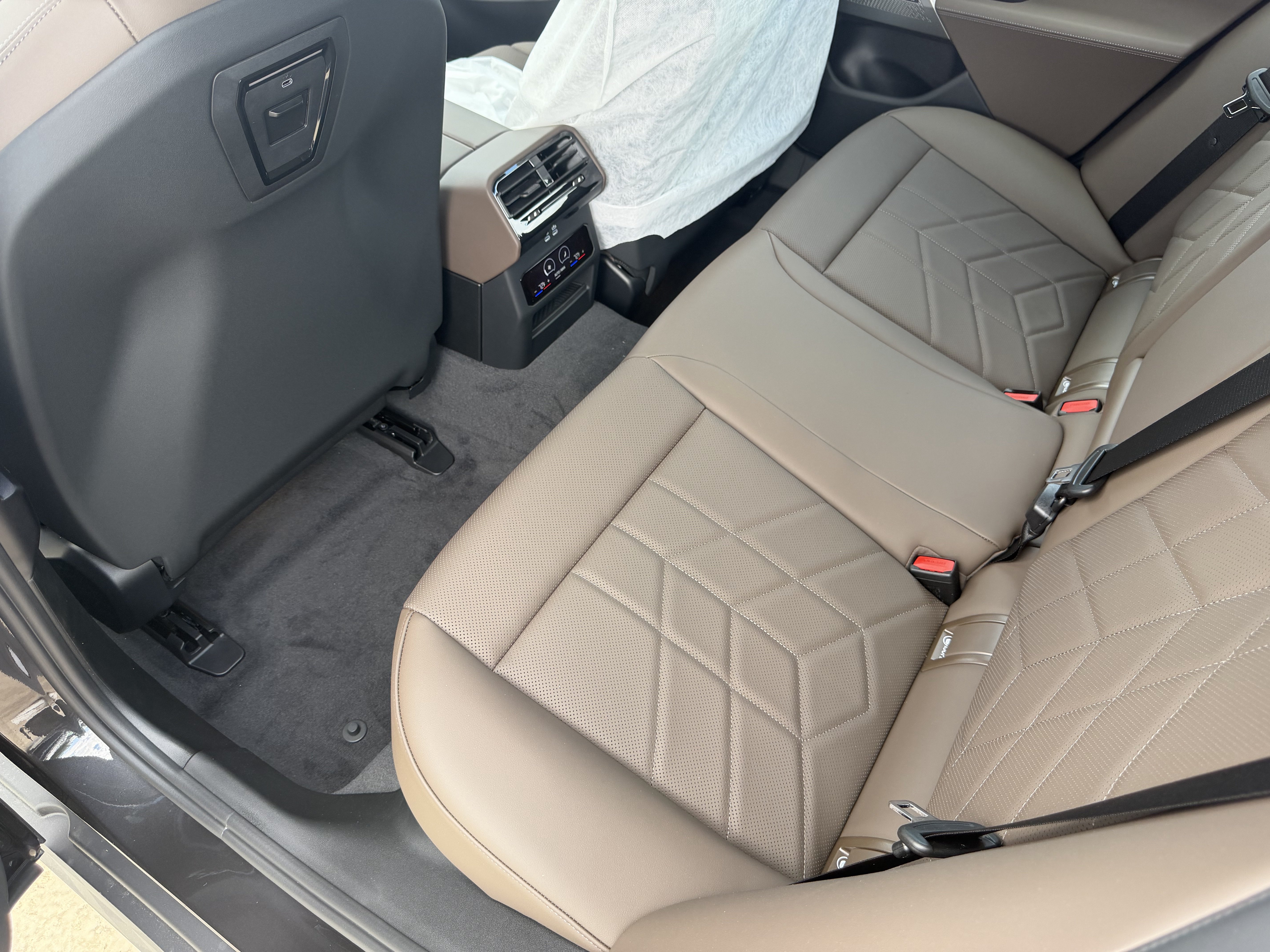 New 2027 BMW 530i xDrive AWD/4WD image 17
