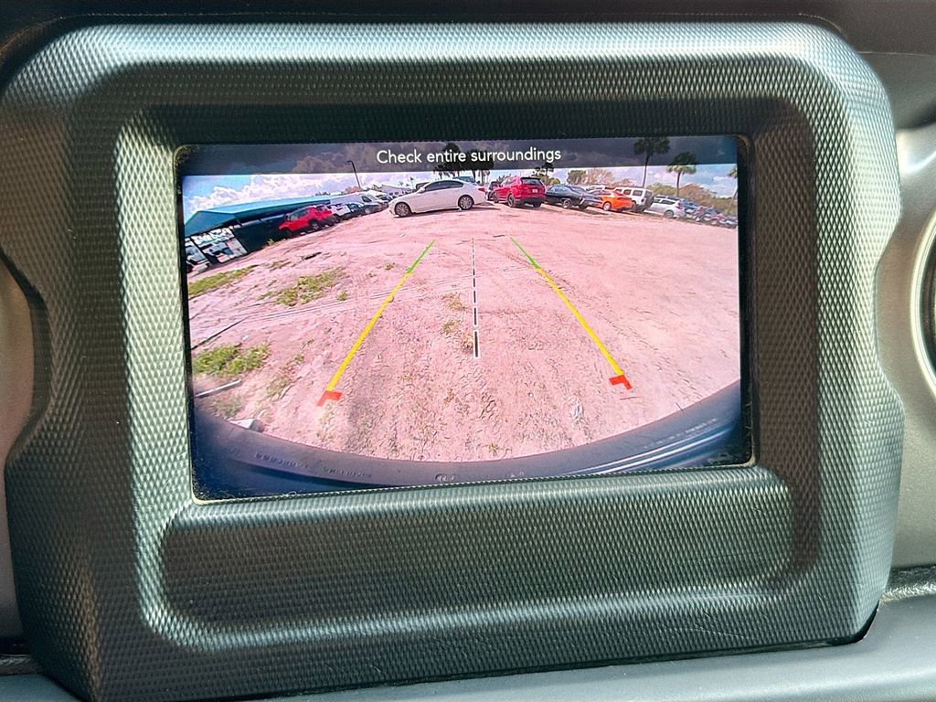 Used 2022 Jeep Wrangler Unlimited Sport image 15