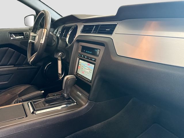 Used 2014 Ford Mustang Premium RWD image 27