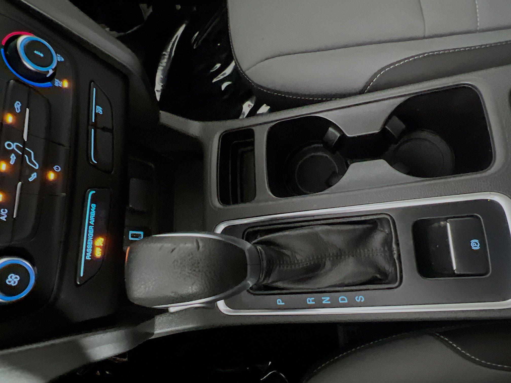 Used 2017 Ford Escape S image 24