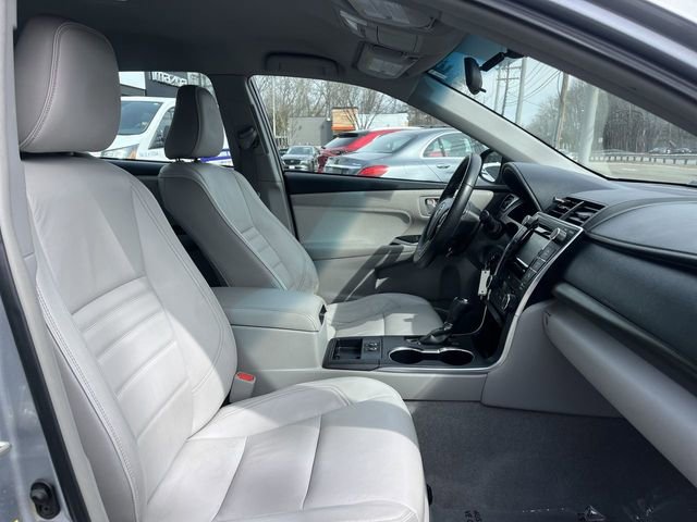 Used 2015 Toyota Camry XLE image 25