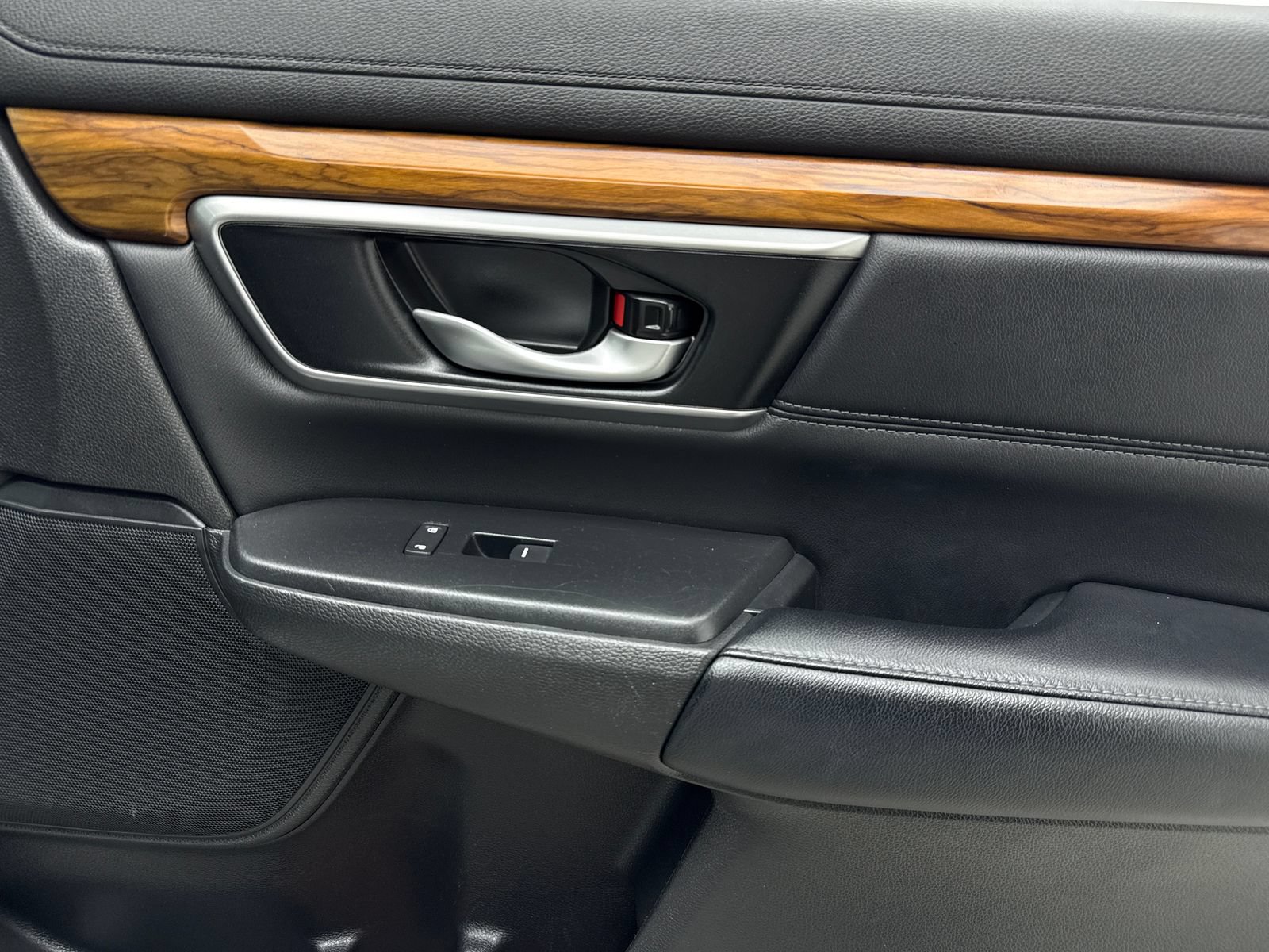 Used 2019 Honda CR-V EX-L image 41