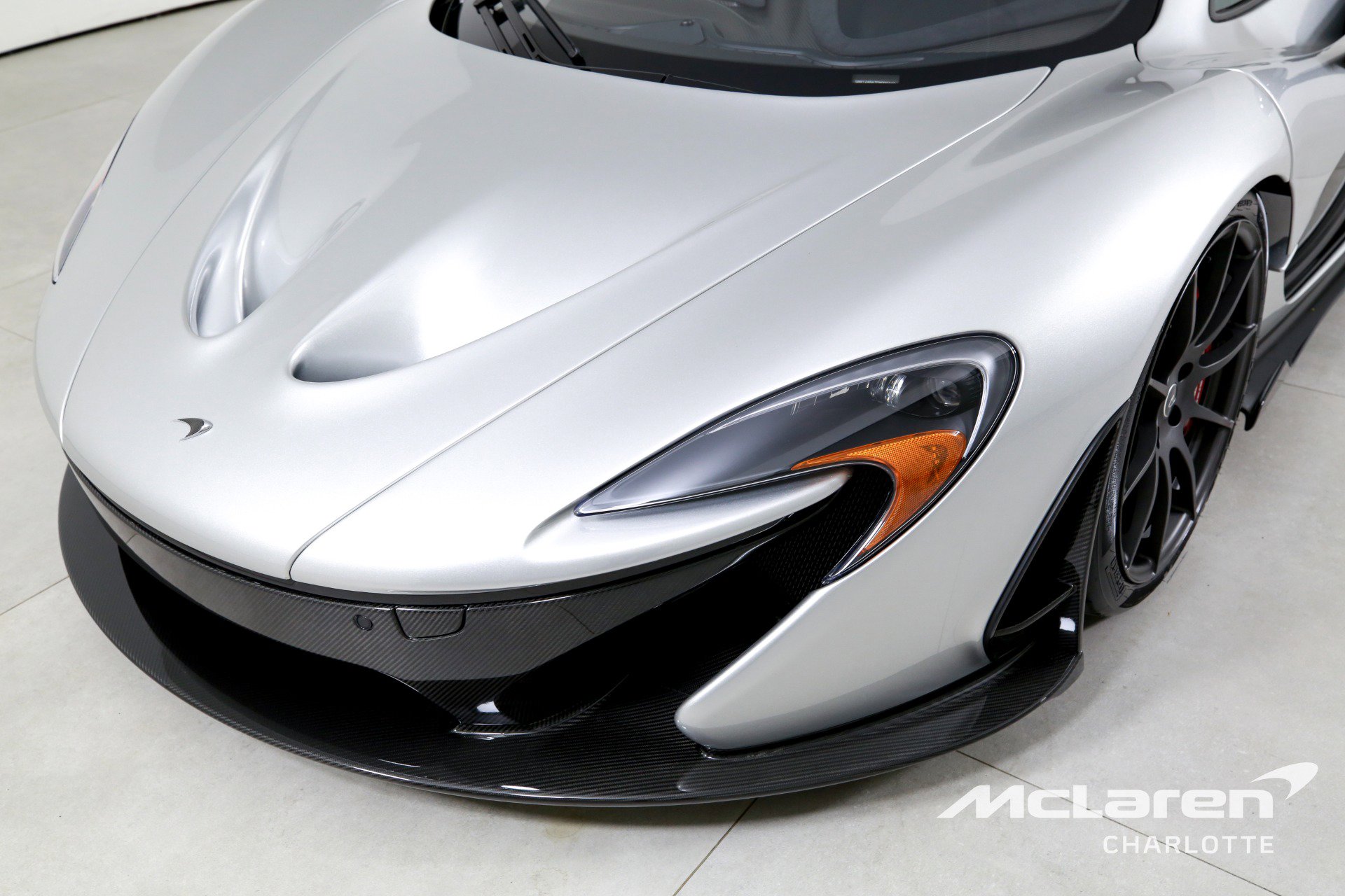 Used 2015 McLaren P1 image 33