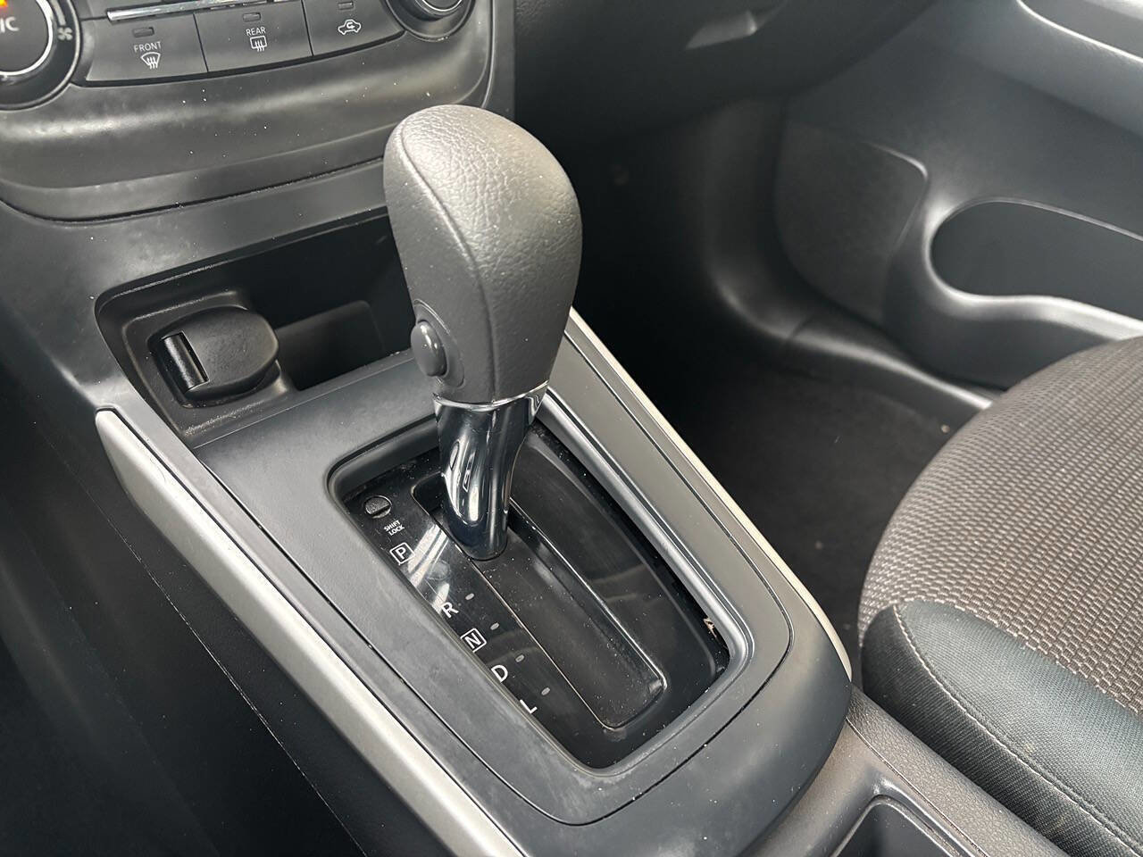 Used 2019 Nissan Sentra S image 28