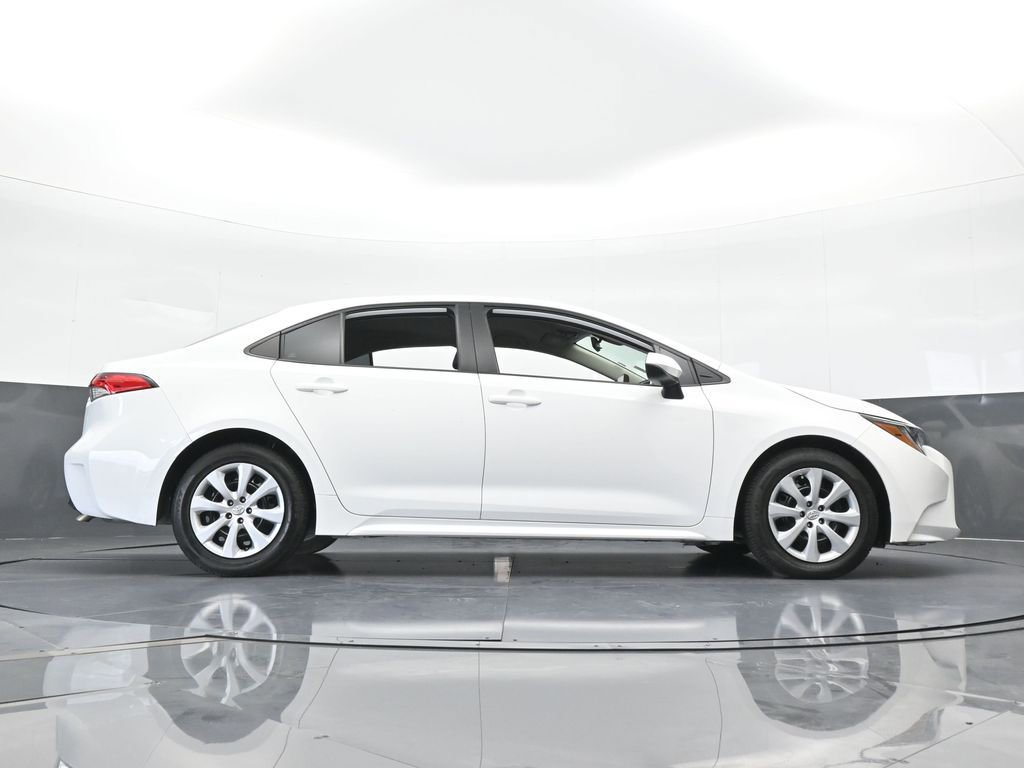 Used 2023 Toyota Corolla LE image 53