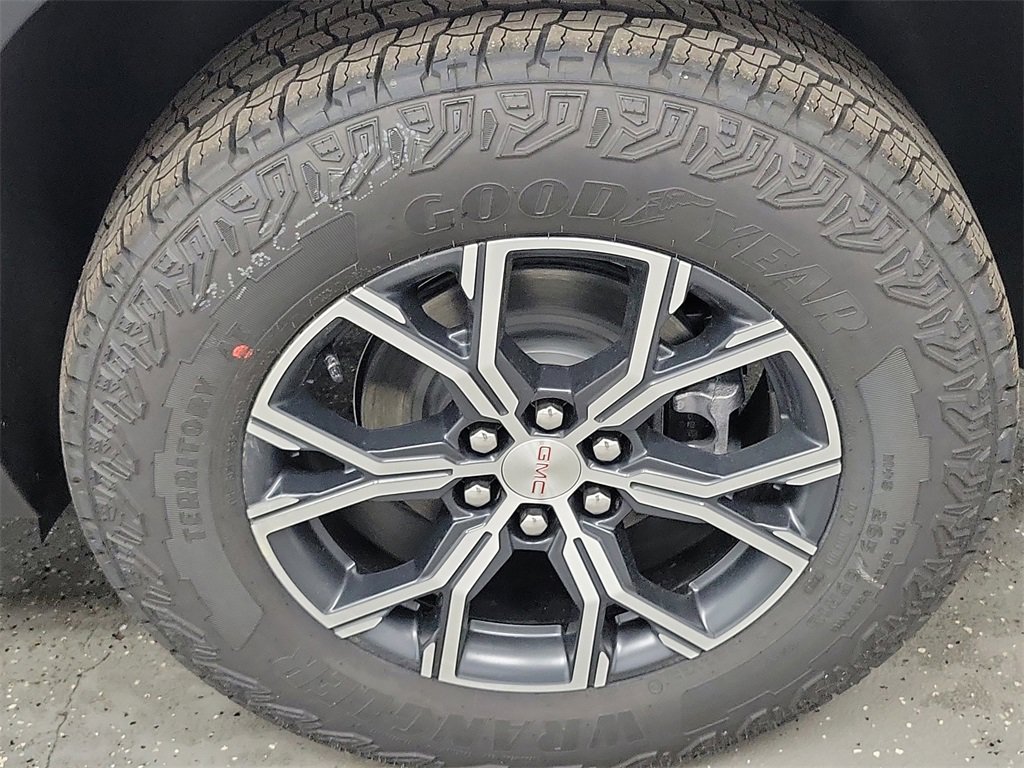 New 2025 GMC Acadia AT4 w/ Super Cruise Package image 32