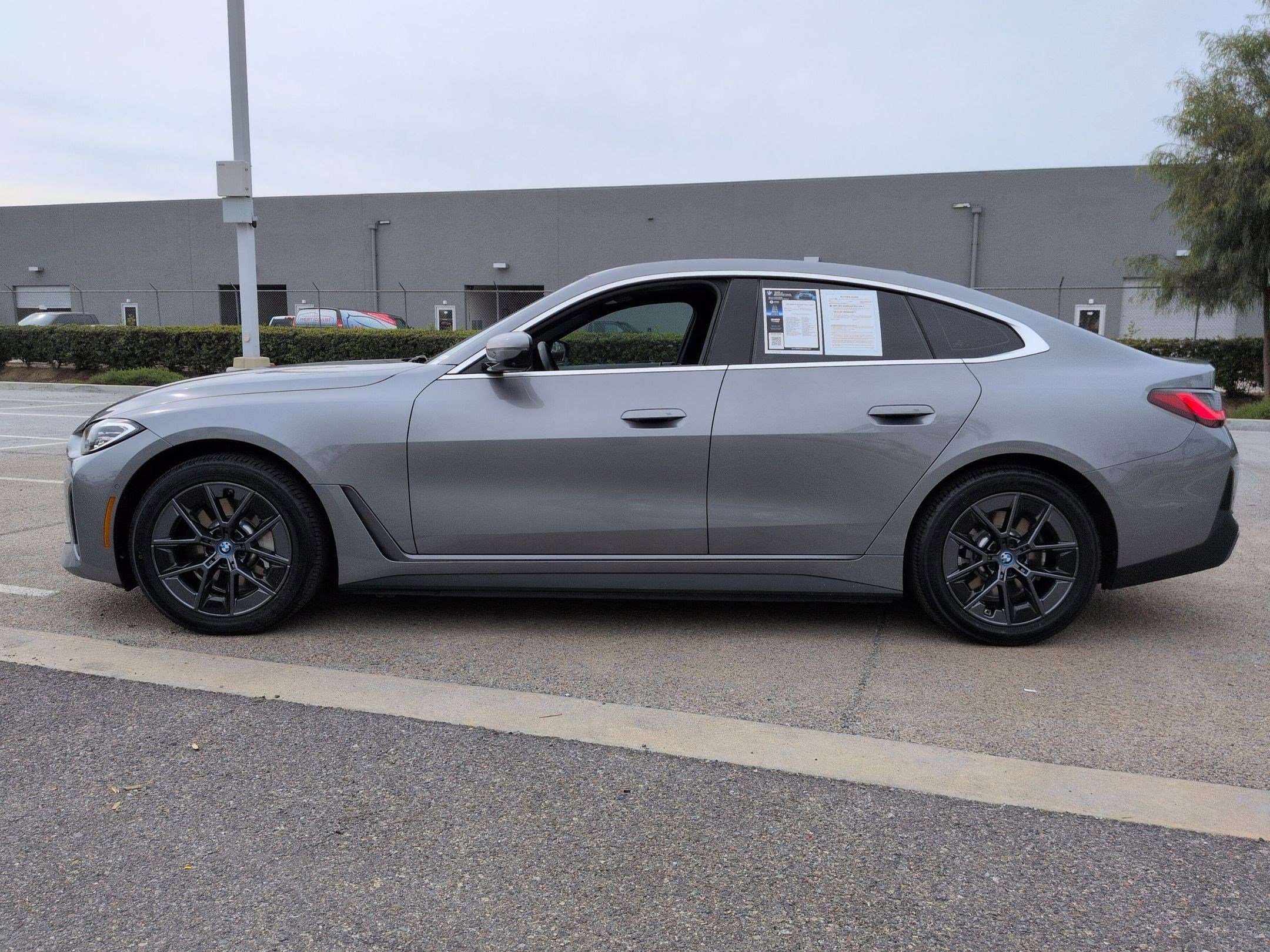 Used 2024 BMW i4 eDrive40 w/ Premium Package image 7