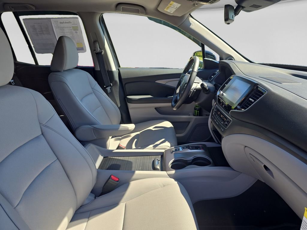 Used 2023 Honda Ridgeline RTL-E image 17