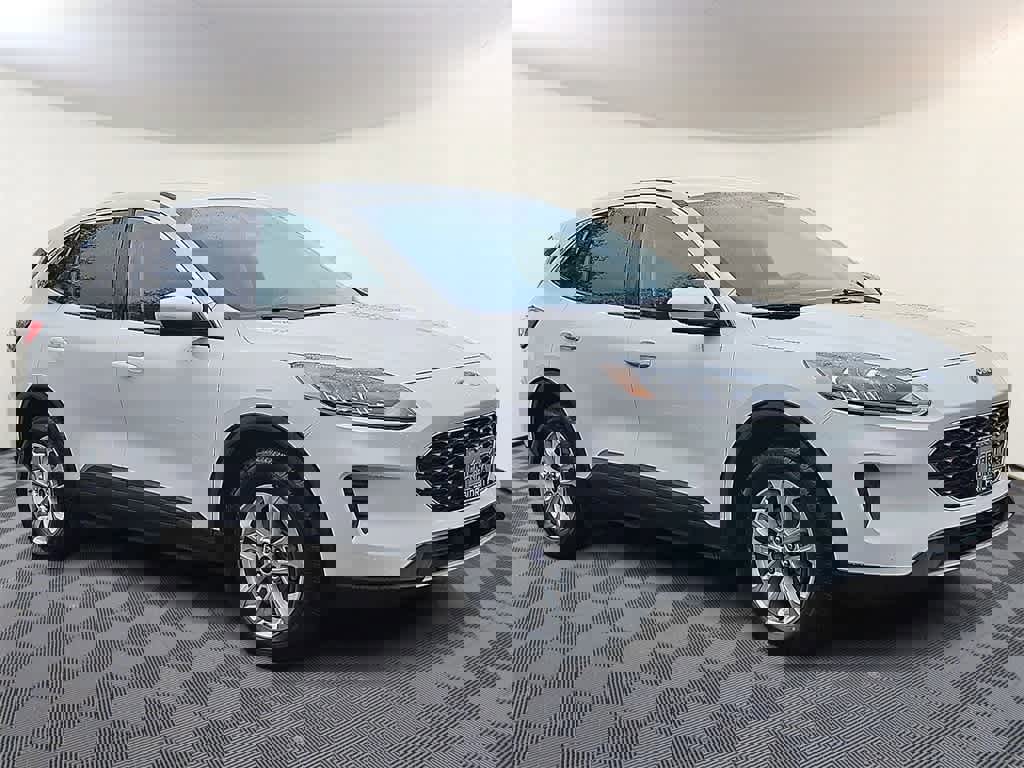 Used 2021 Ford Escape SE w/ Convenience Package image 3