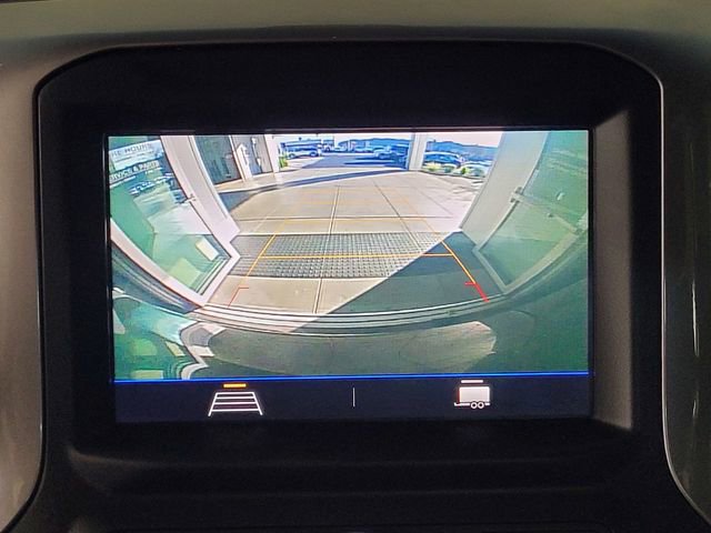 Used 2020 Chevrolet Silverado 1500 Custom w/ Custom Value Package image 12