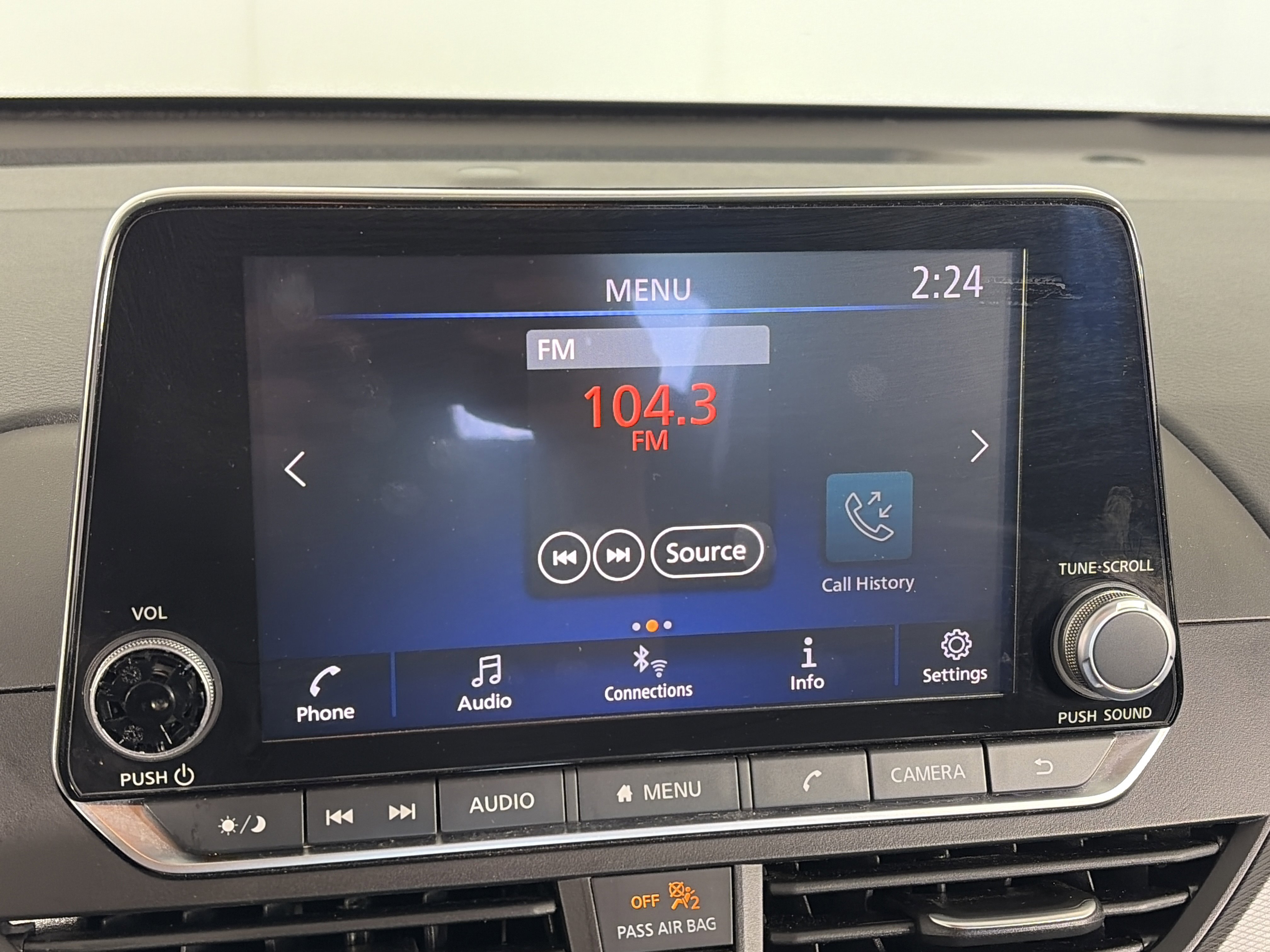 Used 2024 Nissan Altima 2.5 SR FWD image 17