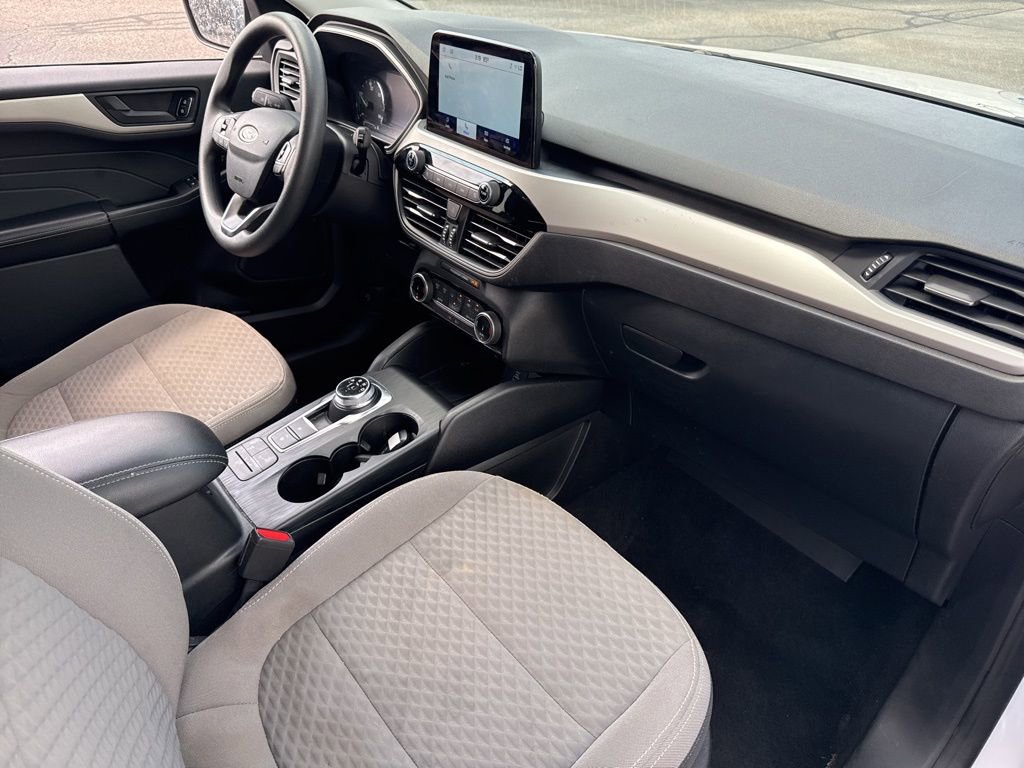 Used 2022 Ford Escape SE image 37