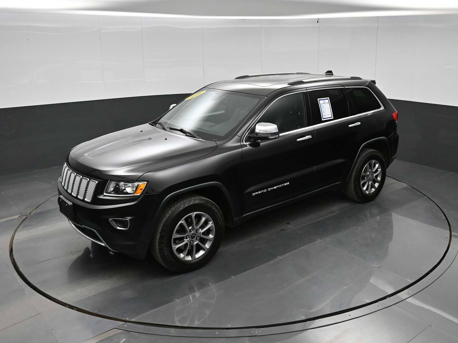 Used 2016 Jeep Grand Cherokee Limited AWD/4WD image 23