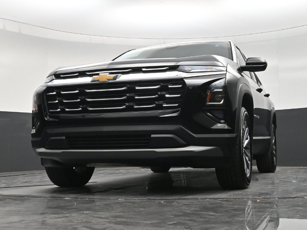 Used 2026 Chevrolet Equinox LT w/ Safety and Technology Package FWD image 27