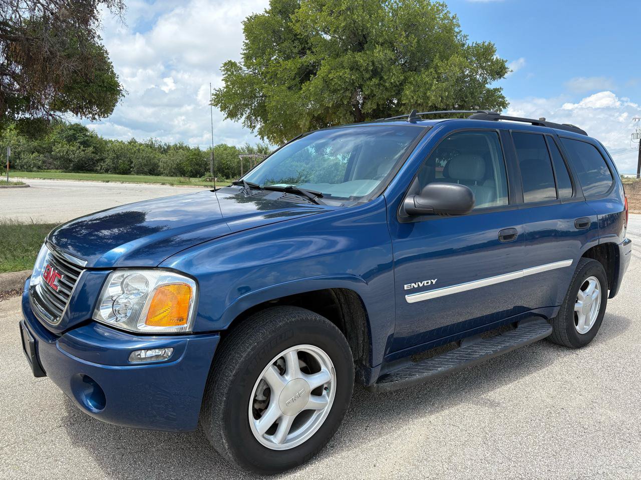 Used 2006 GMC Envoy SLE RWD image 3