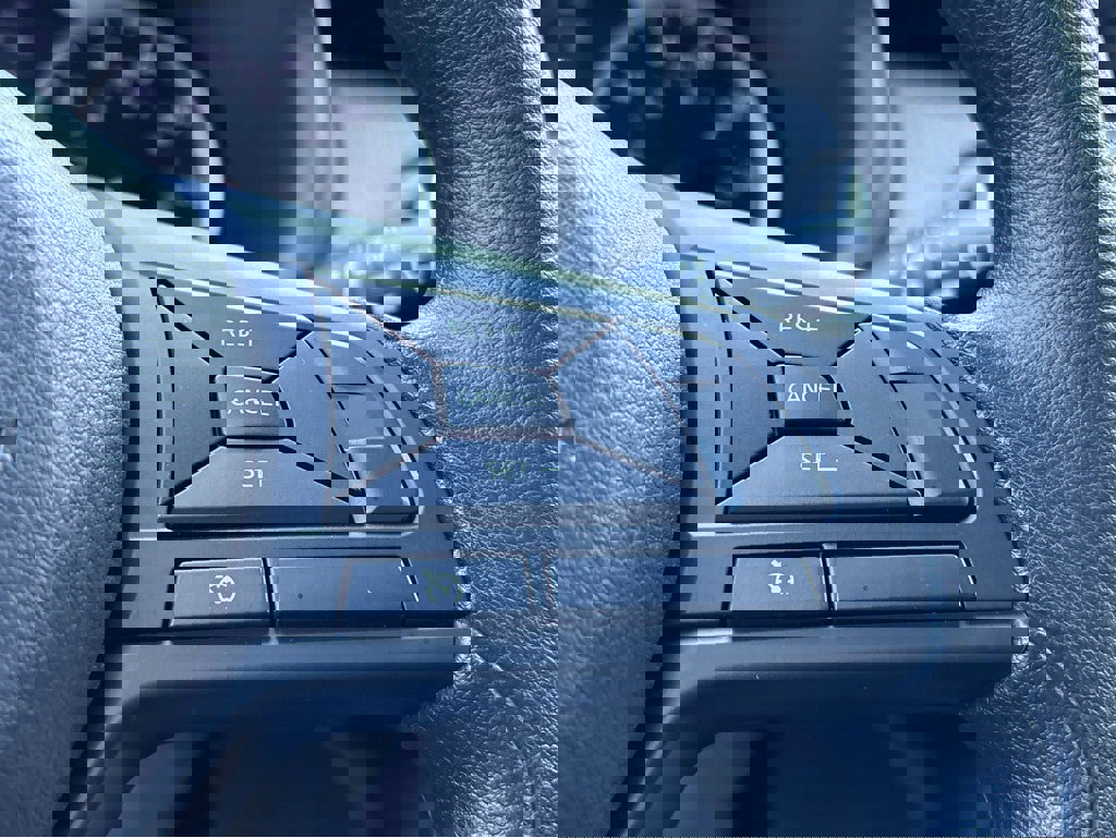 New 2025 Nissan Kicks Play S image 15