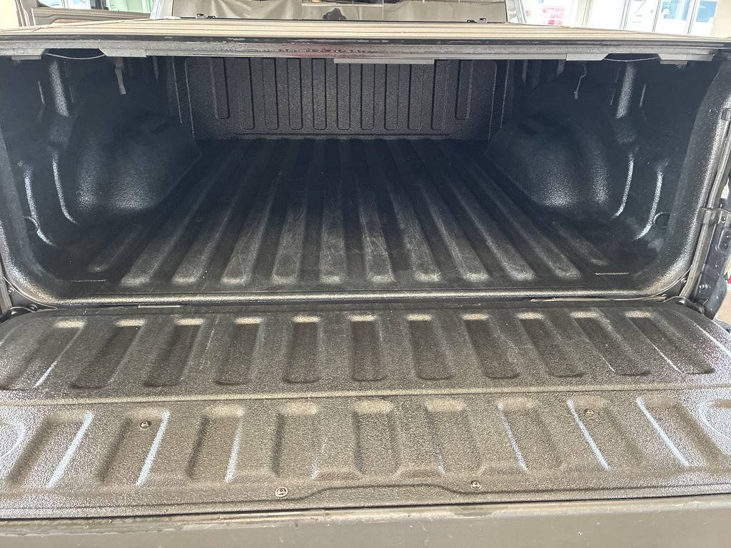 Used 2020 RAM 1500 Laramie AWD/4WD image 23