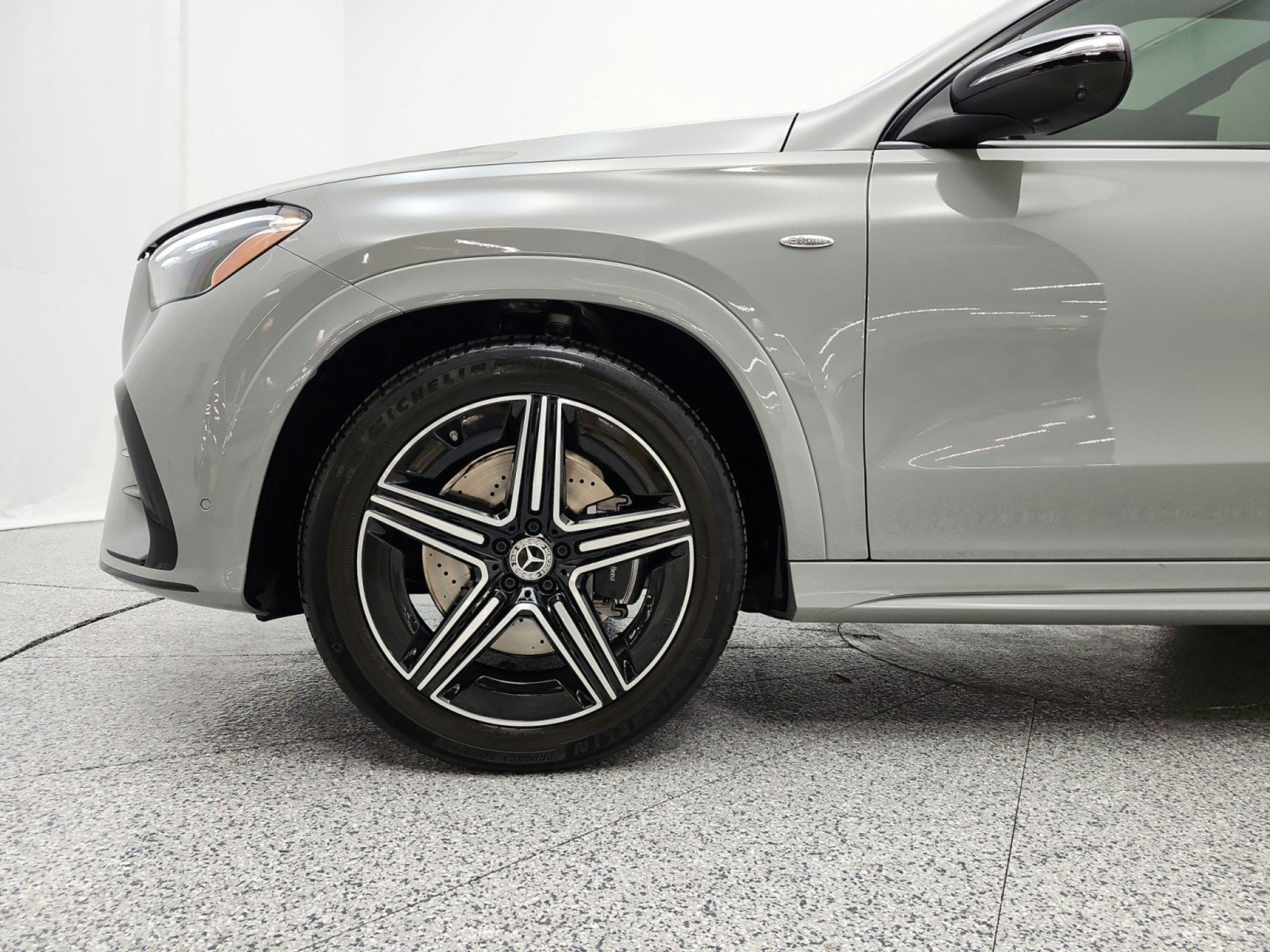Certified 2025 Mercedes-Benz GLE 450e 4MATIC image 22