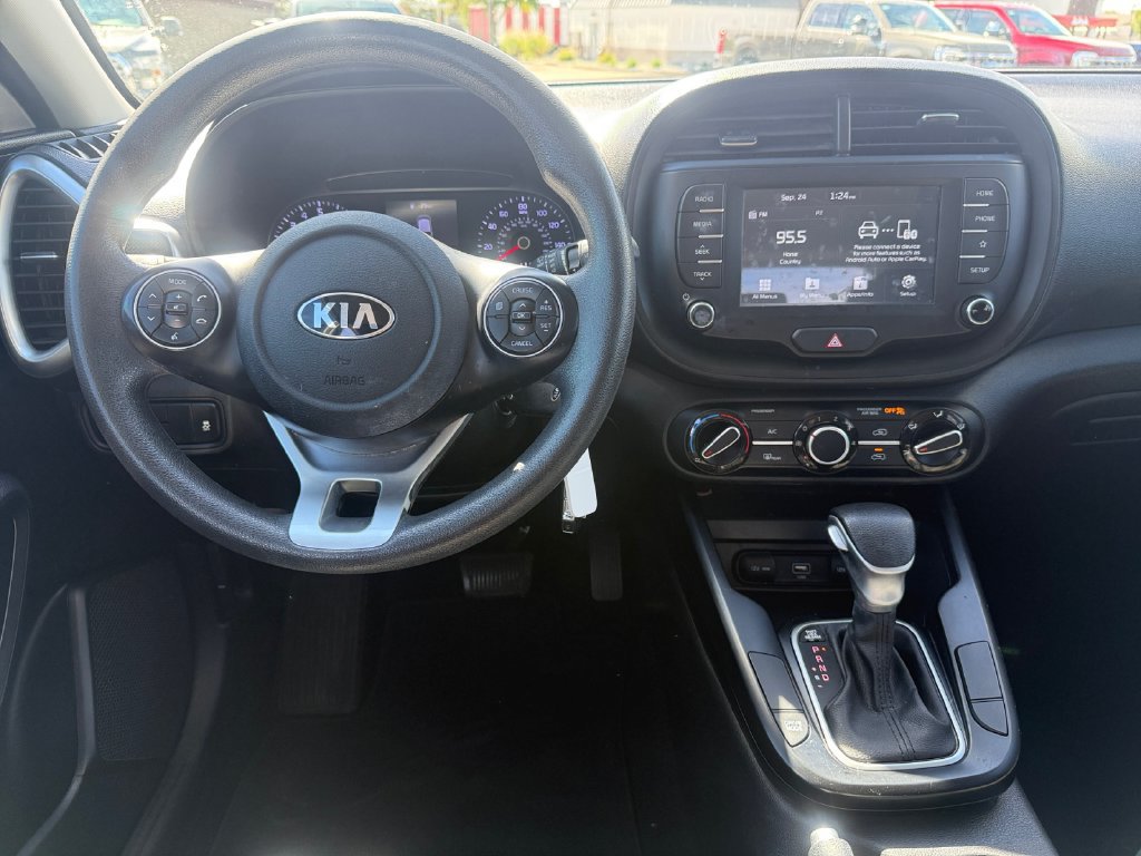 Used 2021 Kia Soul S FWD image 25